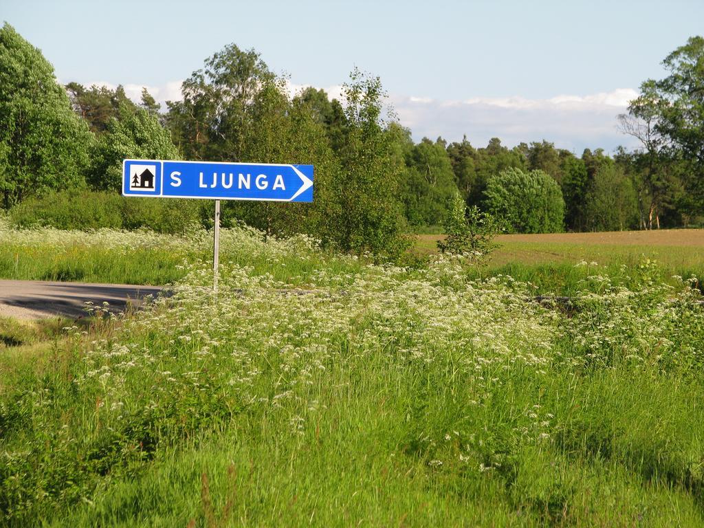 Soedra Ljunga Vandrarhem Ljungby  Extérieur photo